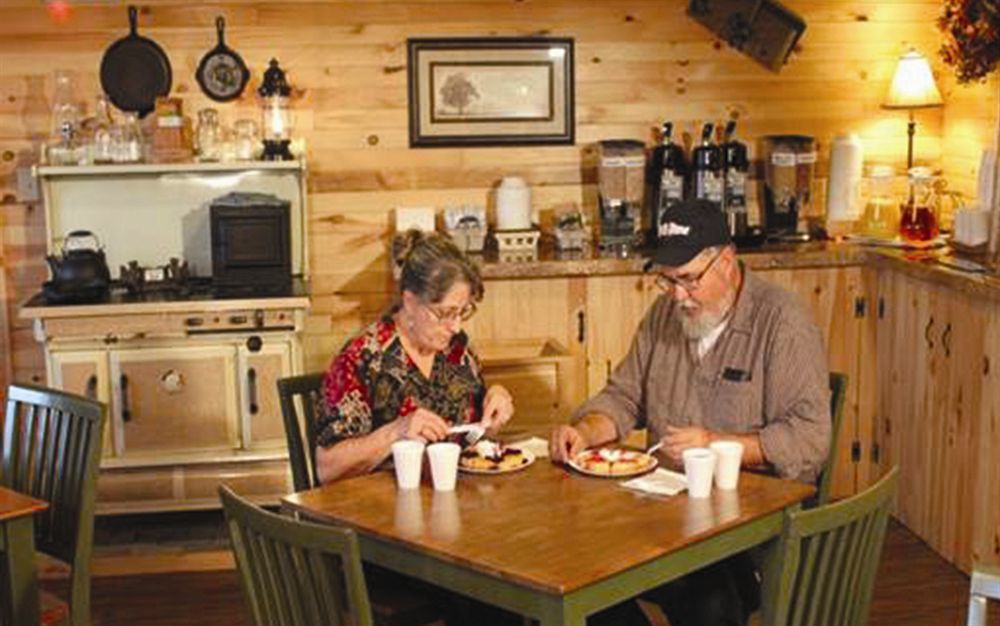 Maine Woods Inn Brewer Eksteriør billede