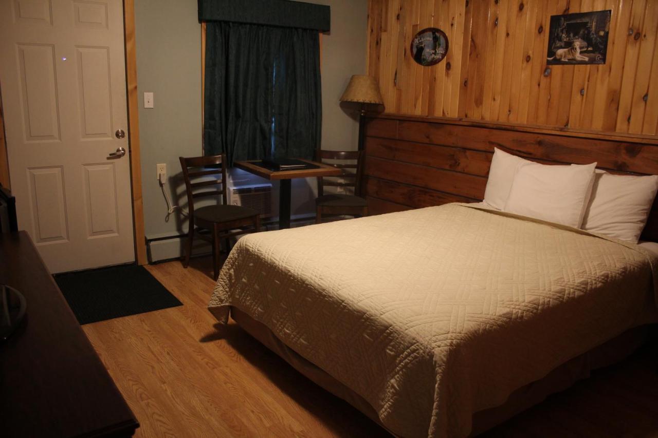 Maine Woods Inn Brewer Eksteriør billede