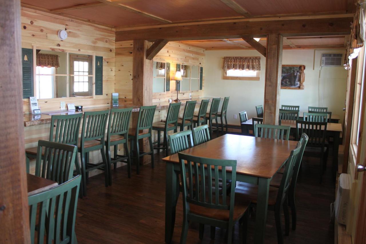 Maine Woods Inn Brewer Eksteriør billede